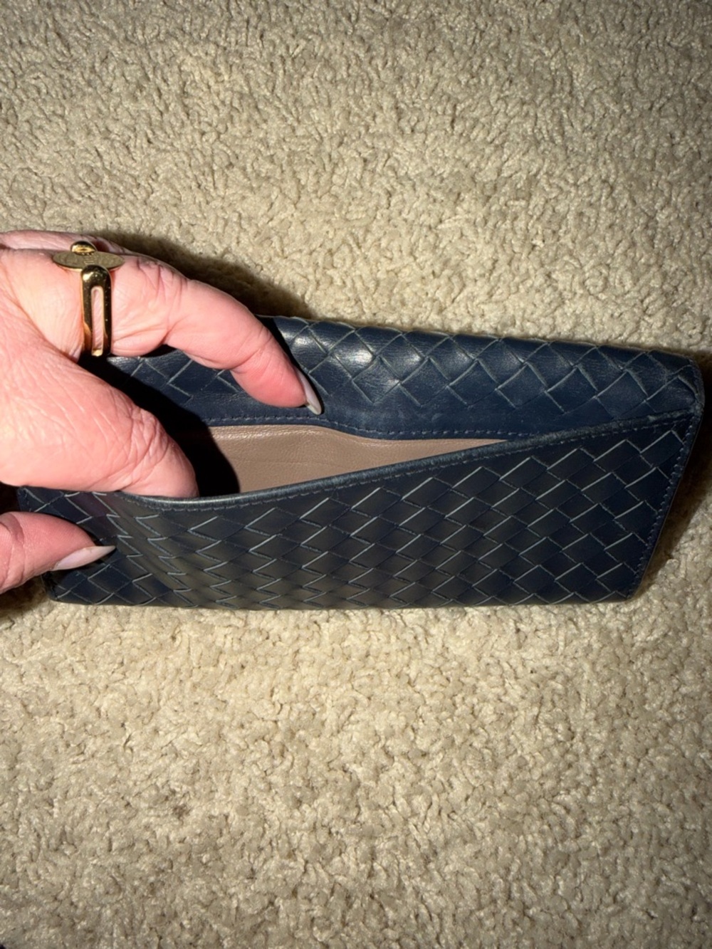 Bottega Veneta Intrecciato woven leather long wallet in Navy Blue - Picture 5 of 5